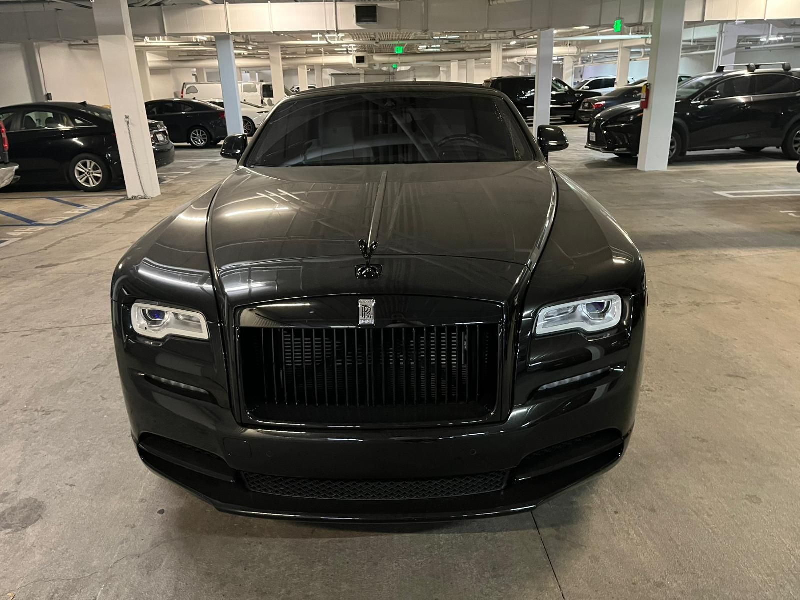 Used 2019 Rolls-Royce Dawn RWD image 8