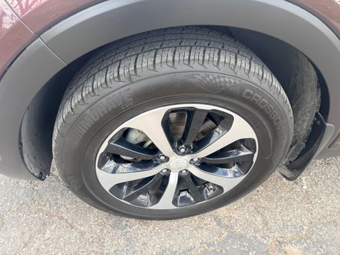 Used 2016 Kia Sorento EX image 31