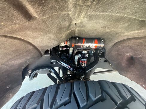 Used 2022 GMC Sierra 2500 AT4 w/ AT4 Preferred Package image 12