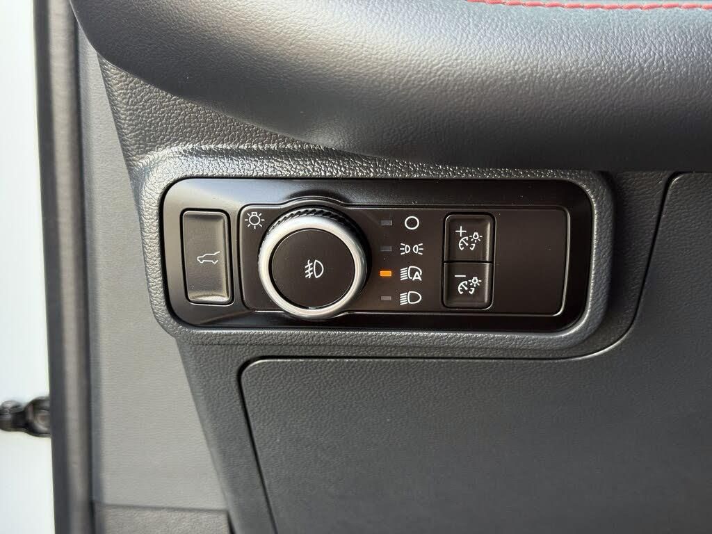 Used 2025 Ford Explorer ST-Line RWD image 15