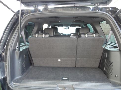 Used 2010 Lincoln Navigator 4WD image 20