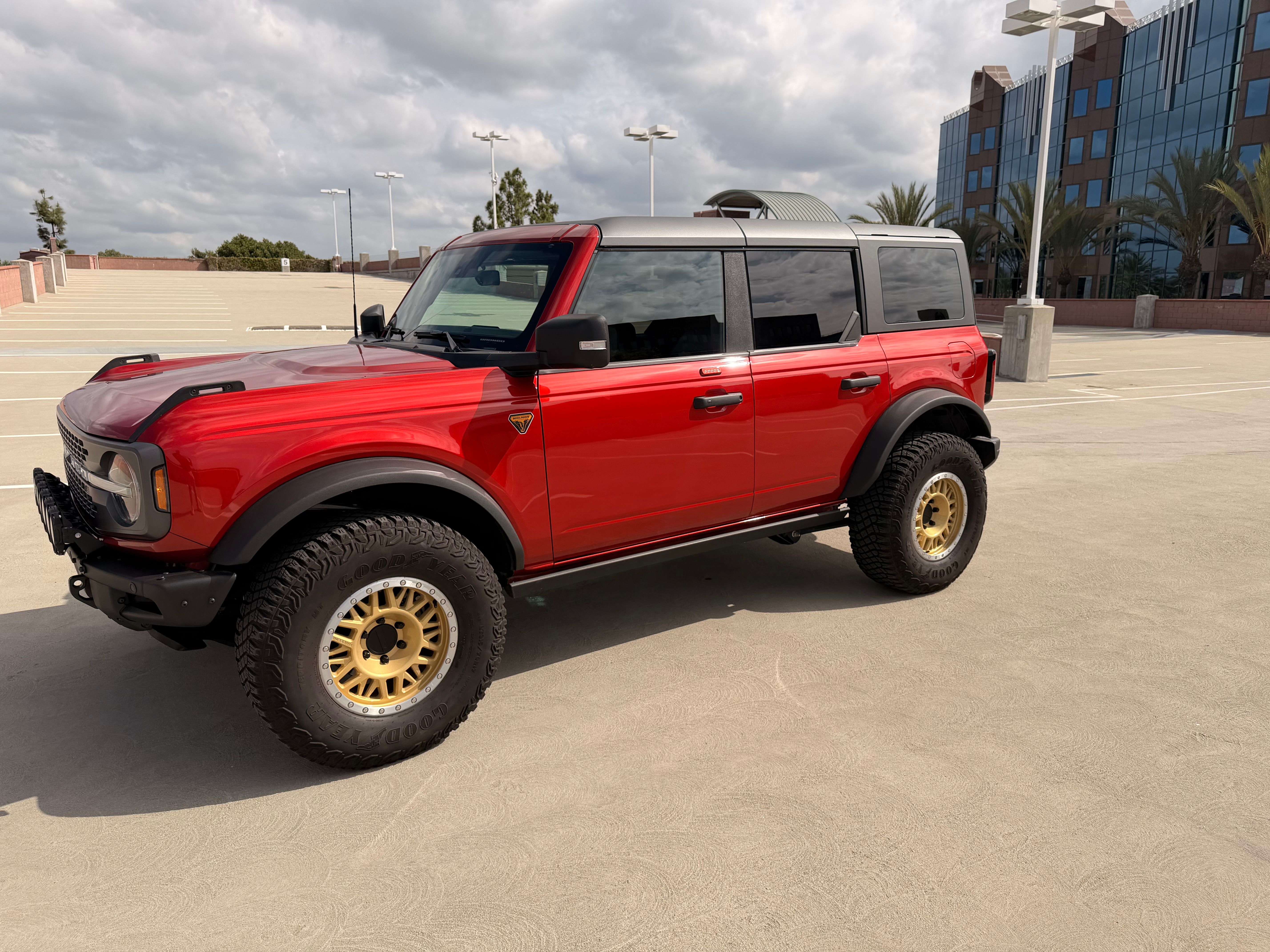 Used 2023 Ford Bronco Badlands AWD/4WD image 10