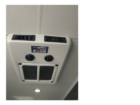 Used 2024 Mercedes-Benz Sprinter 3500 image 17