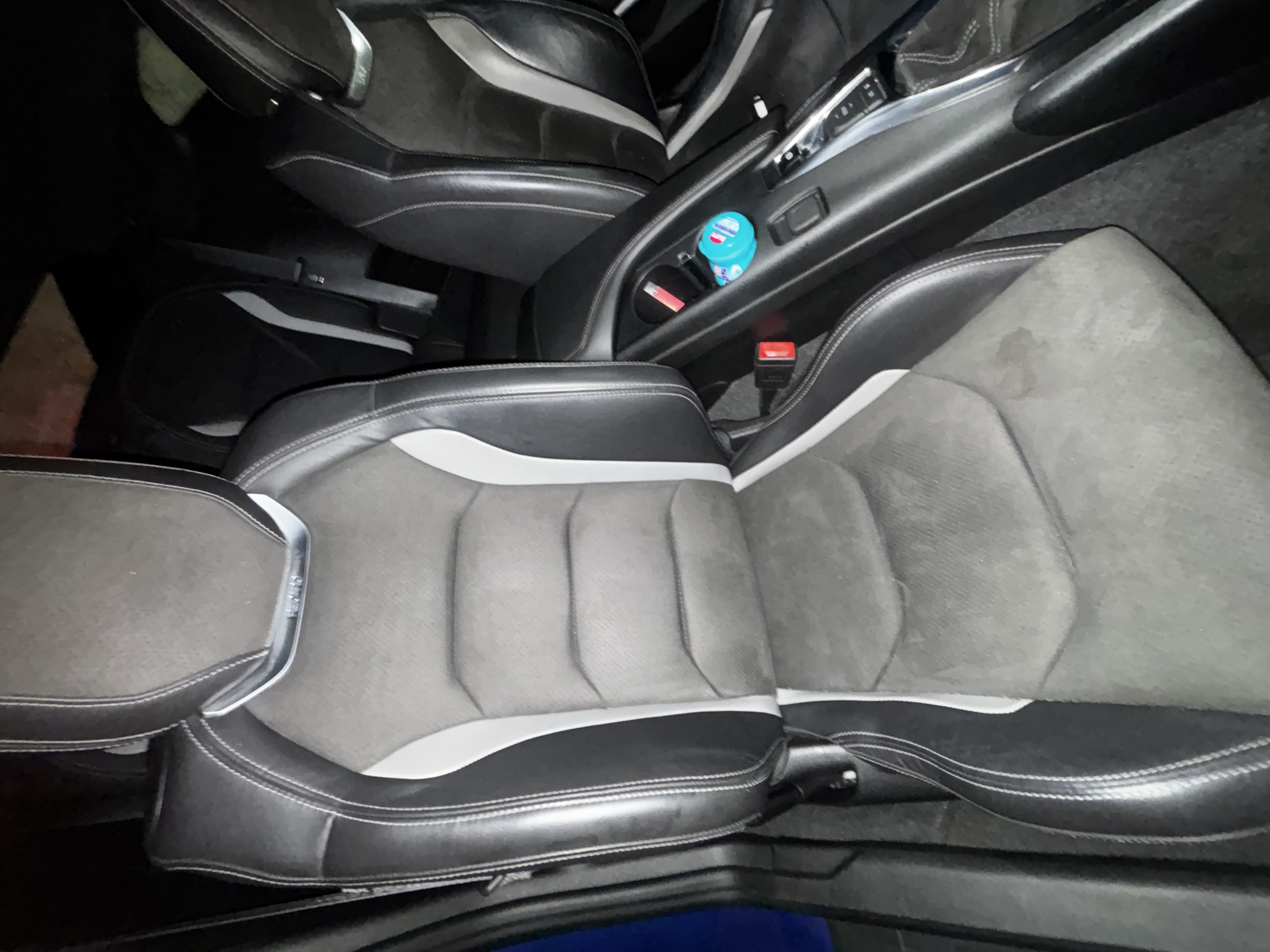 Used 2020 Chevrolet Camaro SS RWD image 13