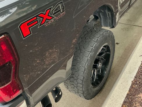 Used 2019 Ford F350 Lariat w/ Lariat Ultimate Package AWD/4WD image 9
