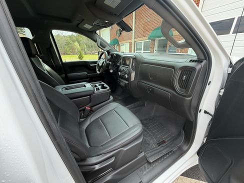 Used 2019 GMC Sierra 1500 4x4 Double Cab w/ Convenience Package image 5