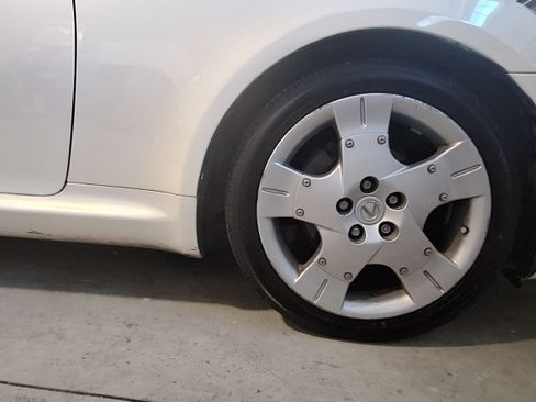 Used 2004 Lexus SC 430 Convertible image 30