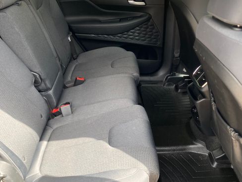 Used 2019 Hyundai Santa Fe SE AWD/4WD image 12