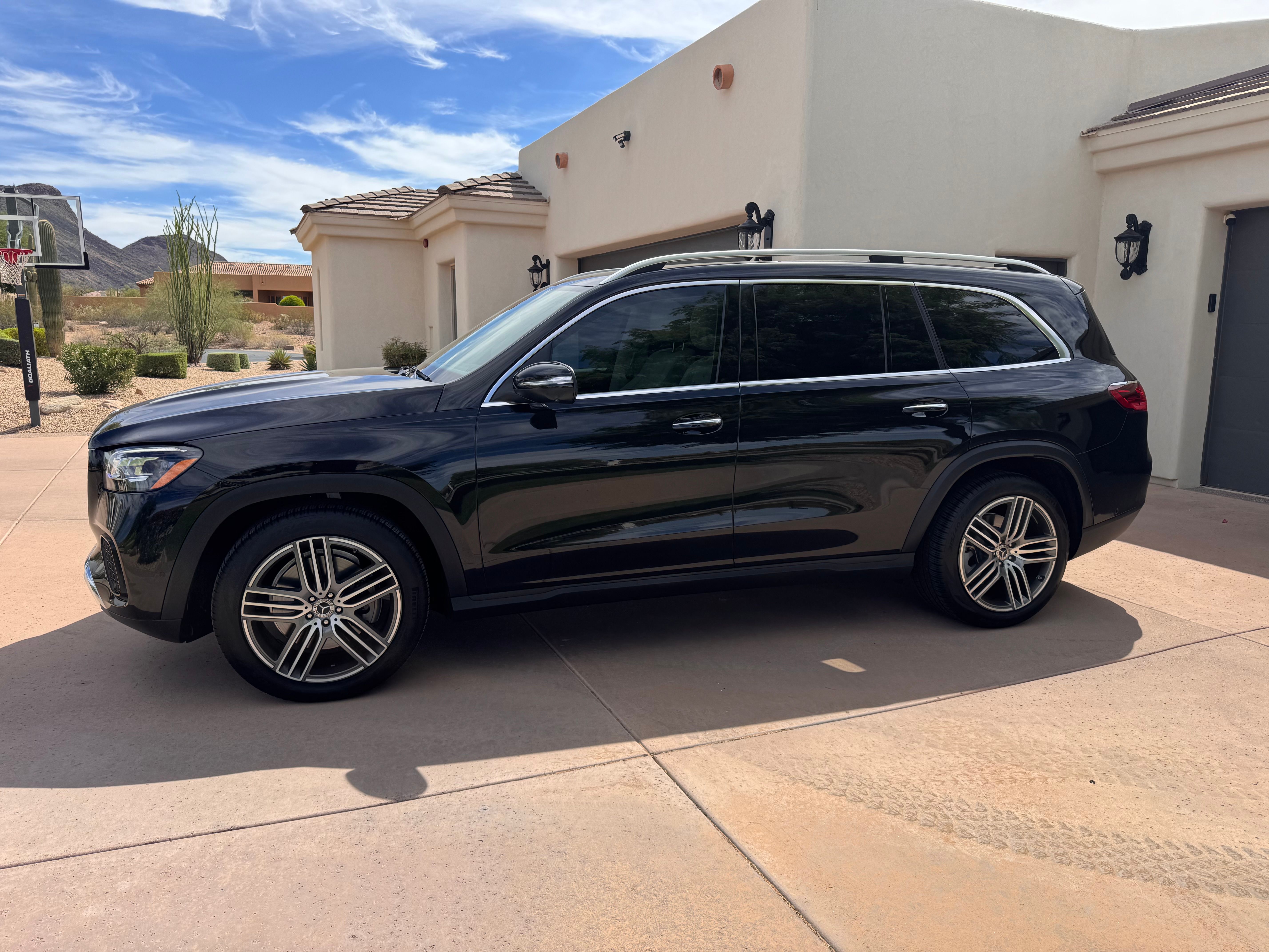Used 2026 Mercedes-Benz GLS 450 4MATIC image 2