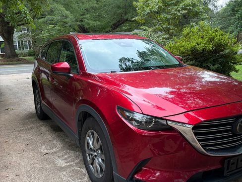 Used 2019 MAZDA CX-9 Touring w/ Touring Premium Package FWD image 2
