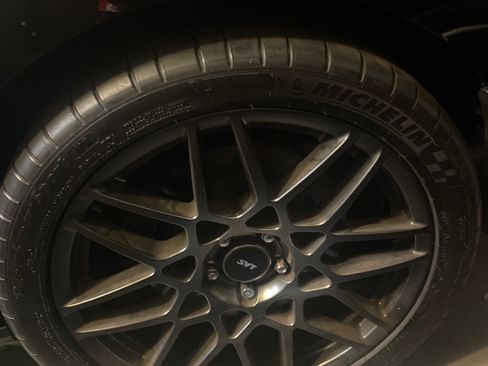 Used 2014 Ford Mustang Shelby GT500 w/ Equipment Group 821A image 9