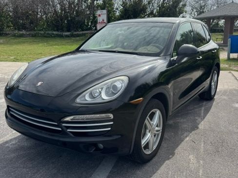 Used 2014 Porsche Cayenne AWD/4WD image 1