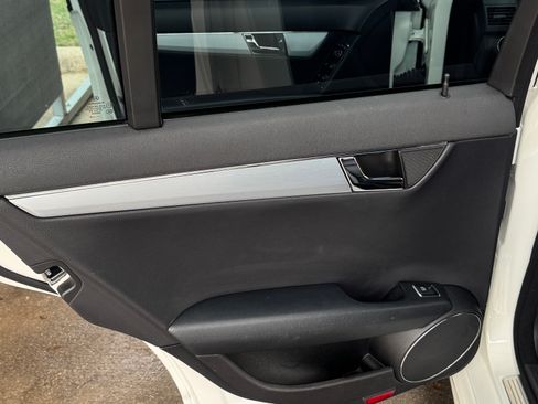 Used 2008 Mercedes-Benz C 300 4MATIC Sedan image 17