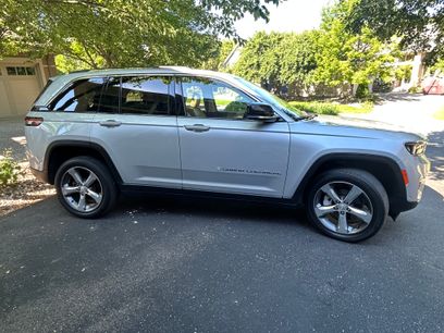 Used 2022 Jeep Grand Cherokee Limited w/ Luxury Tech Group II