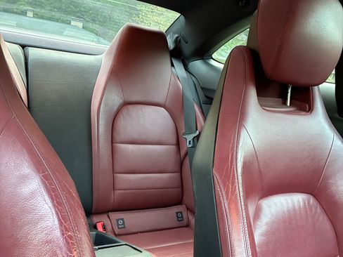 Used 2013 Mercedes-Benz C 250 Coupe image 8