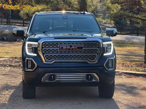 Used 2021 GMC Sierra 1500 Denali w/ Denali Premium Package image 17