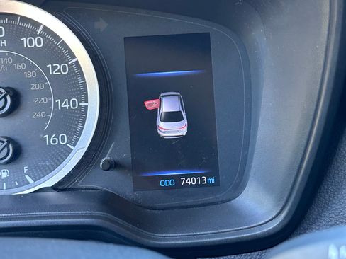 Used 2022 Toyota Corolla LE FWD image 8