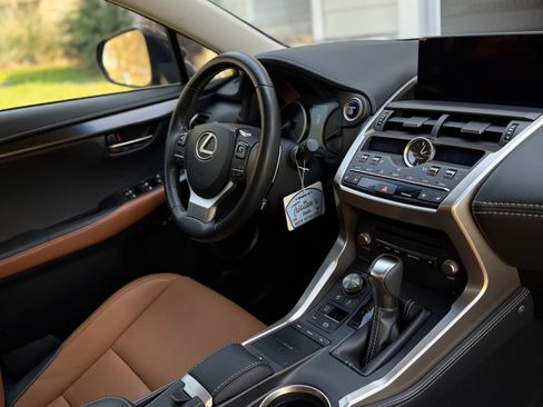 Used 2019 Lexus NX 300h AWD w/ Premium Package image 9