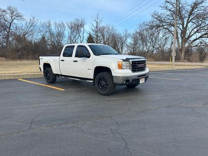 Used 2009 GMC Sierra 2500 SLE w/ Convenience Package