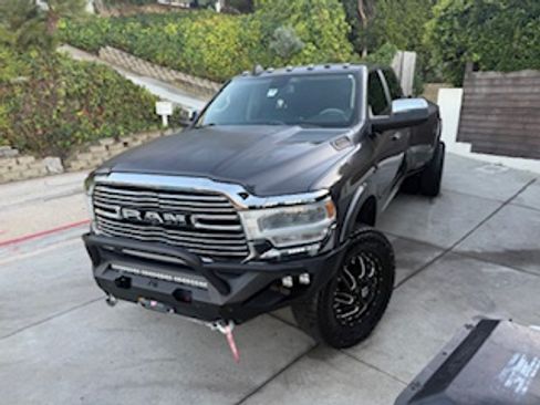 Used 2020 RAM 3500 Laramie image 6