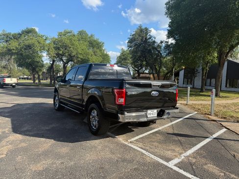 Used 2016 Ford F150 XLT w/ Equipment Group 302A Luxury image 8