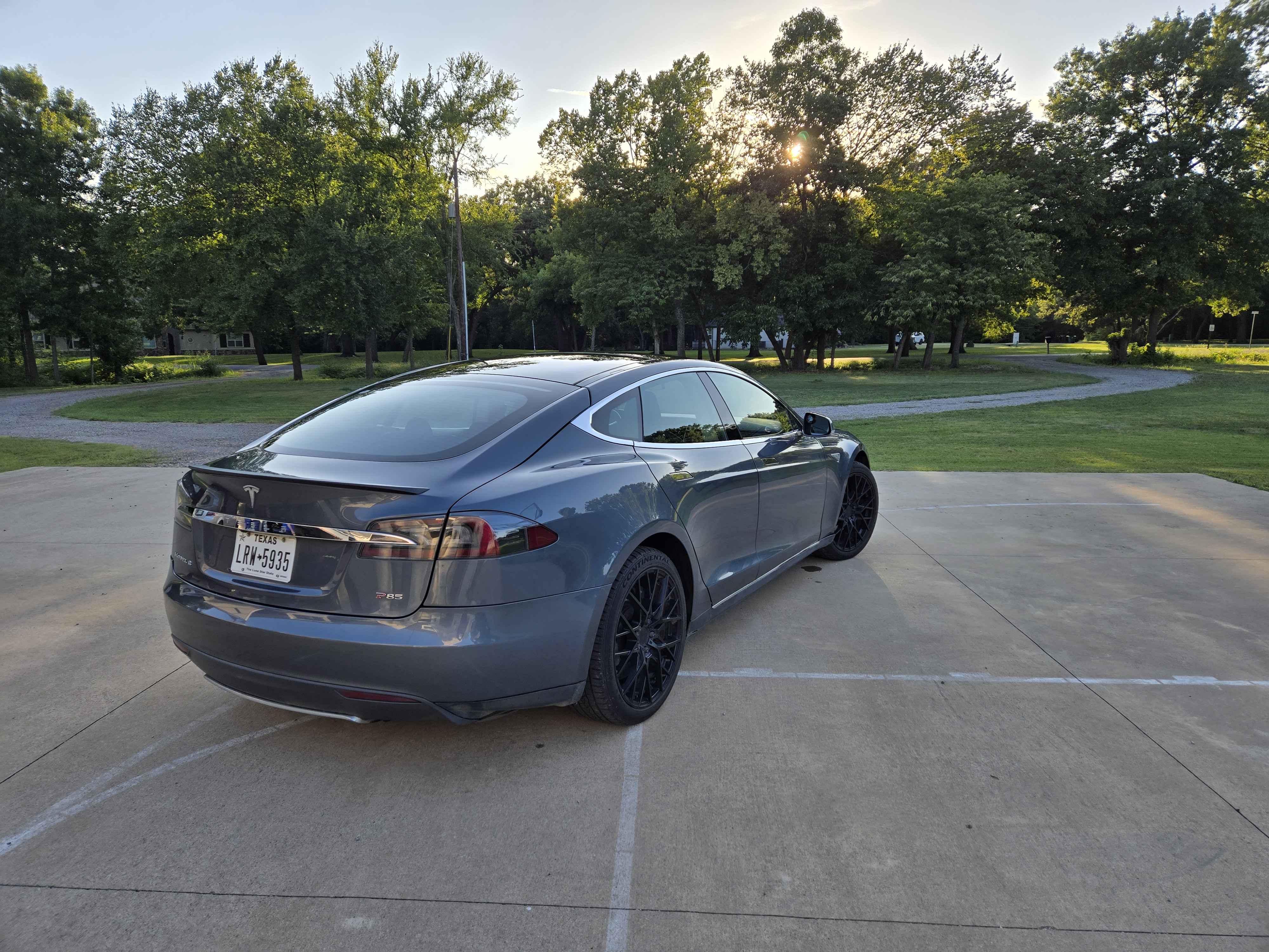 Used 2013 Tesla Model S Performance RWD image 5