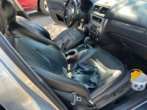 Used 2011 Ford Fusion SEL w/ 302A Rapid Spec Order Code image 11