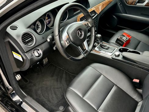 Used 2014 Mercedes-Benz C 250 Sedan image 8
