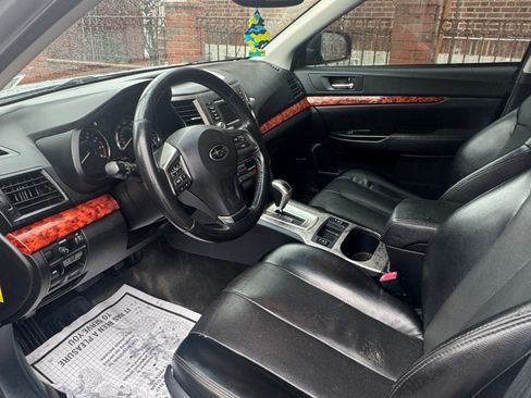 Used 2012 Subaru Outback 2.5i Limited image 8