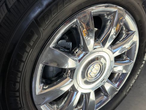 Used 2014 Buick Enclave Premium w/ Trailering Provision Package image 21