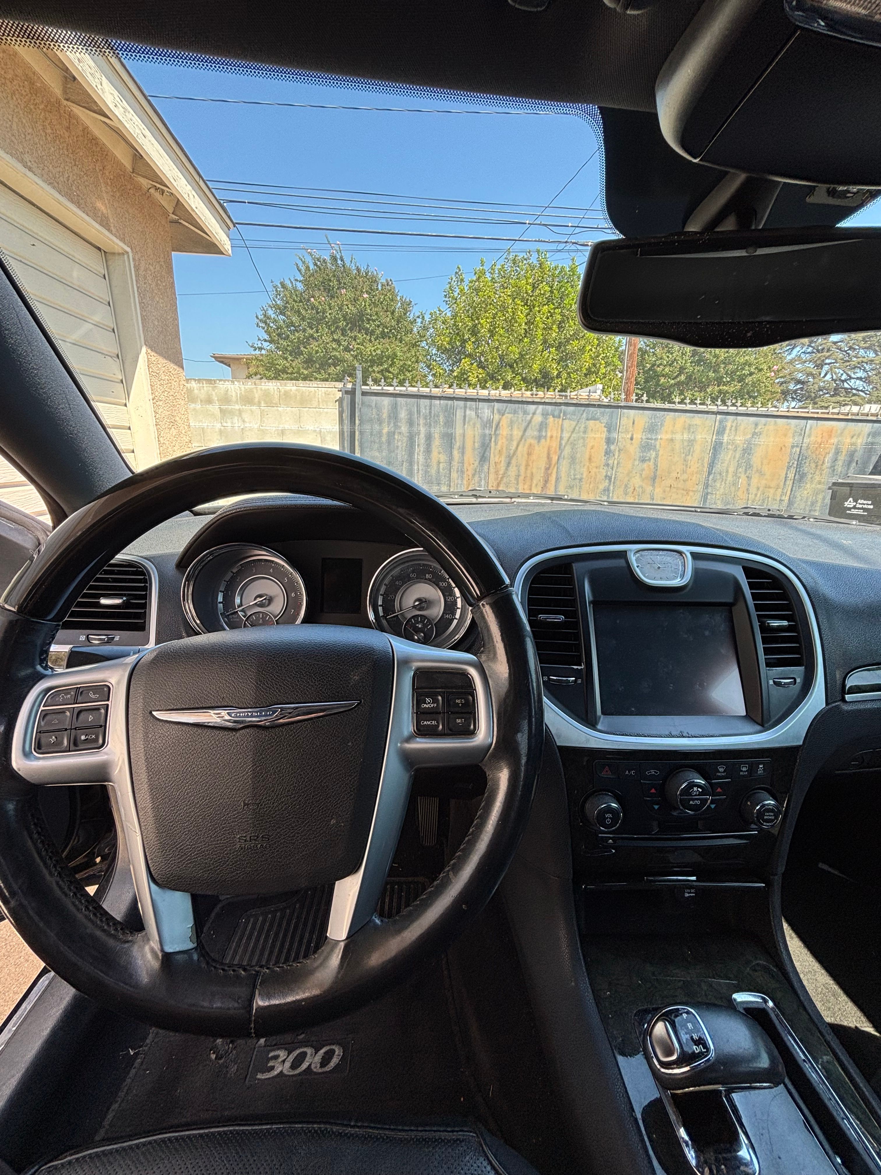 Used 2013 Chrysler 300 C RWD image 8