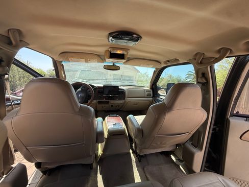 Used 2005 Ford F250 Lariat AWD/4WD image 12