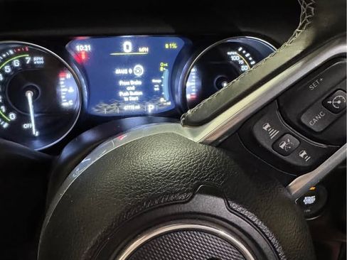 Used 2021 Jeep Wrangler Unlimited Sahara w/ Cold Weather Group image 12