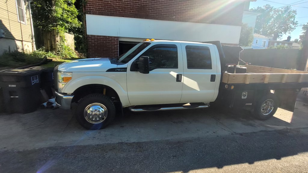 Used 2015 Ford F350 XL w/ XL Value Package AWD/4WD image 1