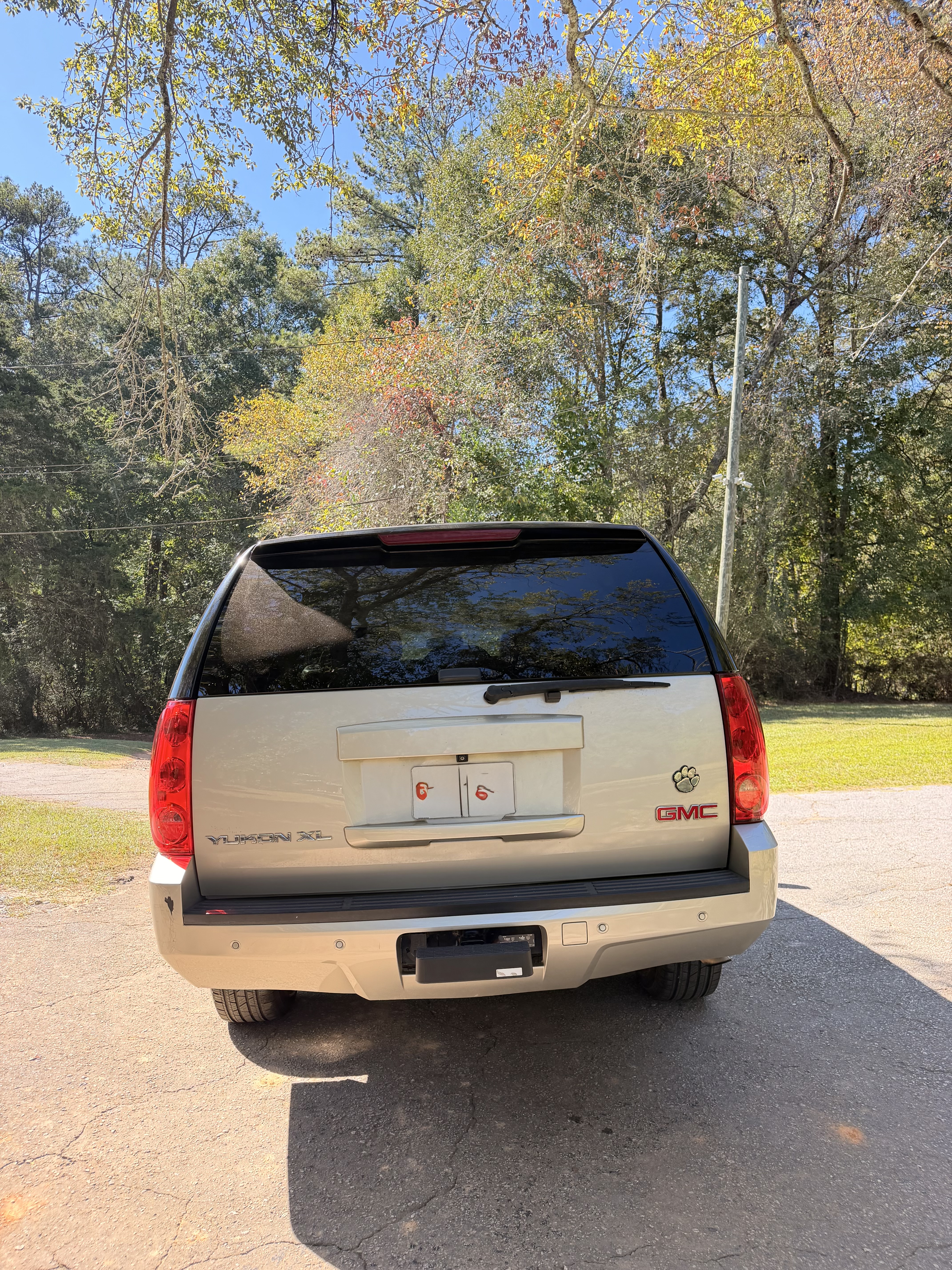 Used 2013 GMC Yukon XL SLT RWD image 6