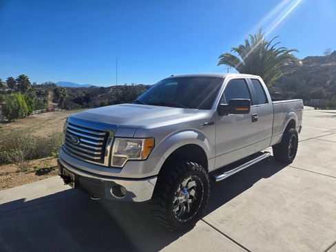 Used 2010 Ford F150 FX4 image 1