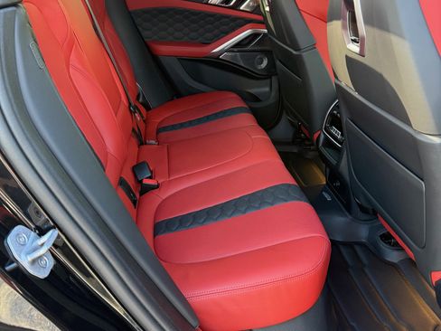 Used 2024 BMW X6 M Competition w/ Executive Package image 20