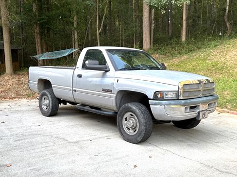 Used 1998 Dodge Ram 2500 Truck 4x4 Regular Cab image 5