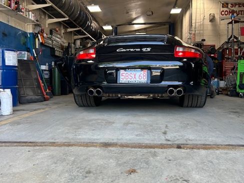 Used 2006 Porsche 911 Carrera 4S image 2