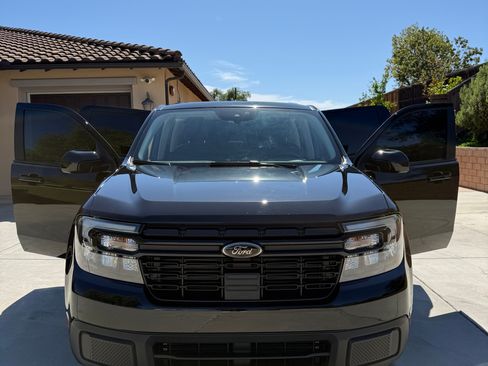 Used 2024 Ford Maverick Lariat w/ Black Appearance Package image 12