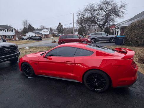 Used 2021 Ford Mustang GT Premium w/ GT Performance Package image 6