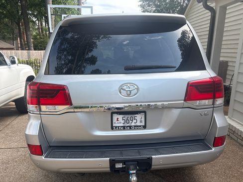 Used 2017 Toyota Land Cruiser AWD/4WD image 6