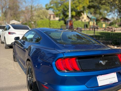 Used 2018 Ford Mustang Coupe w/ Equipment Group 101A image 4