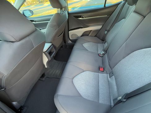 Used 2018 Toyota Camry LE w/ Audio Package FWD image 14