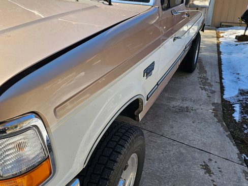 Used 1997 Ford F250 4x4 Regular Cab Heavy Duty image 9