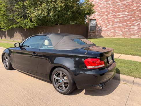 Used 2013 BMW 128i Convertible RWD image 1