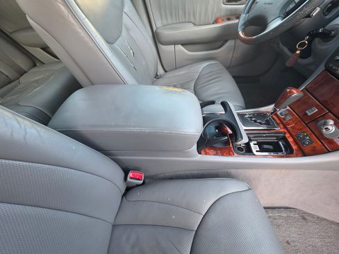 Used 2006 Lexus LS 430 image 26