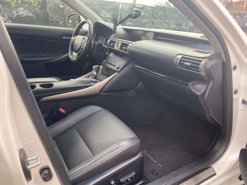 Used 2015 Lexus IS 250 image 11