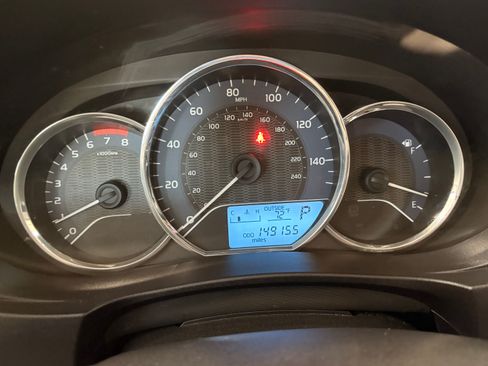 Used 2015 Toyota Corolla LE image 16