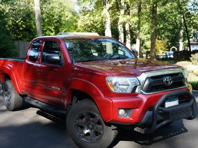 Used 2015 Toyota Tacoma Pickup 4D 6 ft